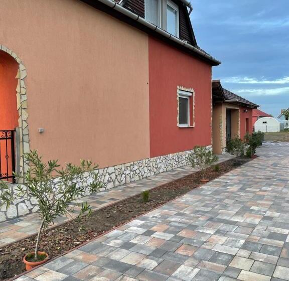 Majatalo Adonisz Vendégház