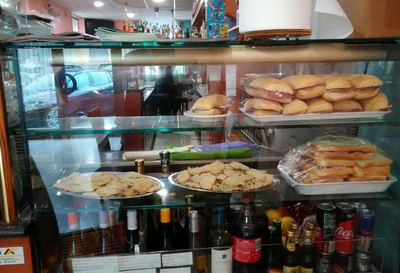 פנסיון Affittacamere Dall'acquarone