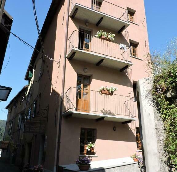 بنسيون Affittacamere Dall'acquarone