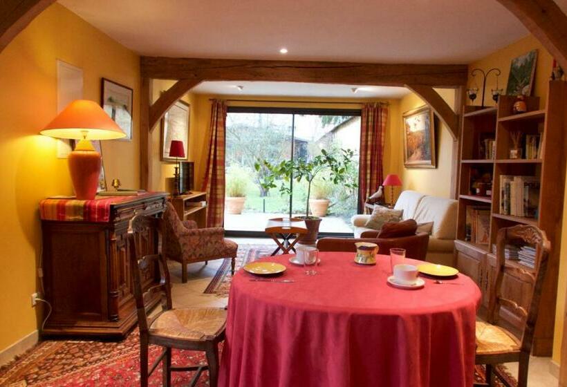 펜션 Au Fond Du Jardin Maison D'hôtes