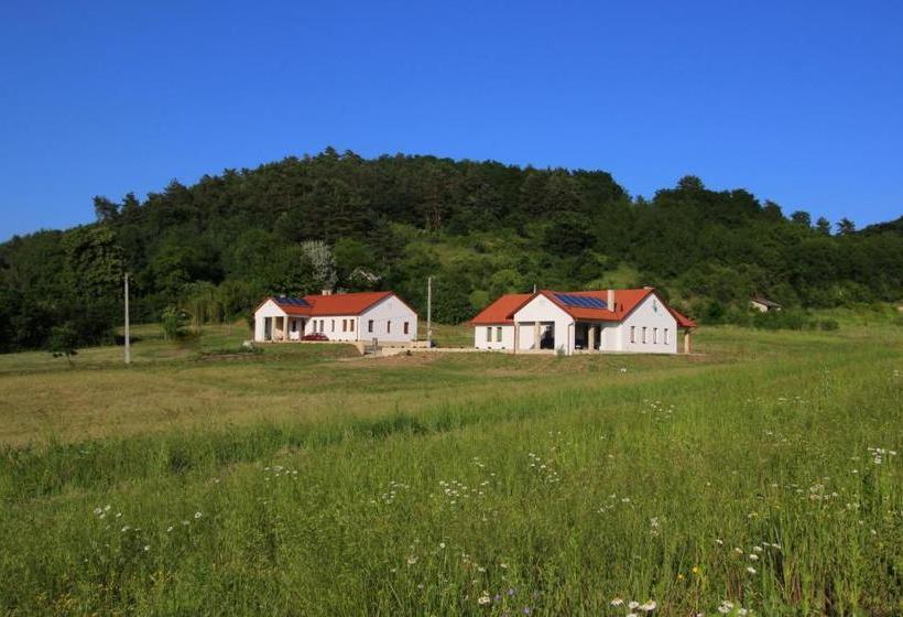 פנסיון Bánvölgye Vendégház és Rendezvényház