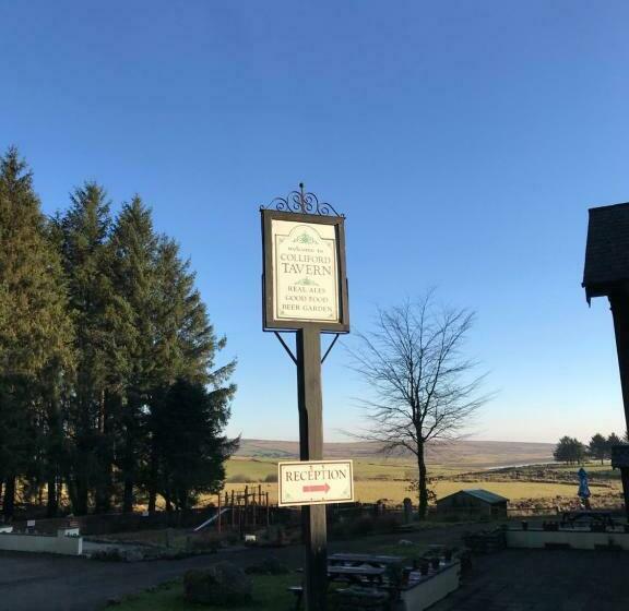 Пансион Colliford Lake Tavern & Holiday Park