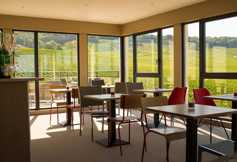 膳宿费 Dans Les Vignes