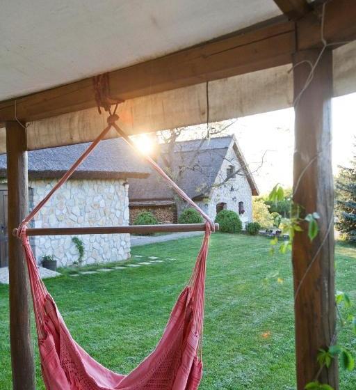 بنسيون Dióliget   Zöld Dió Házikó