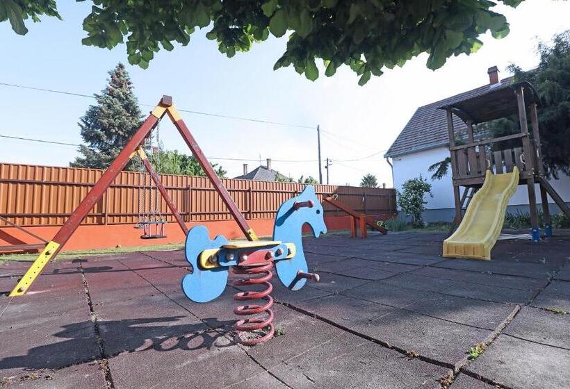 بنسيون Füzesi Papa Vendégháza