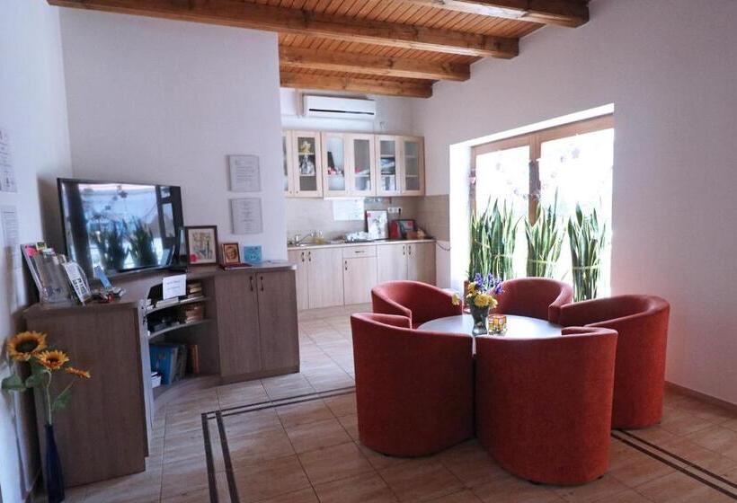 بنسيون Füzesi Papa Vendégháza