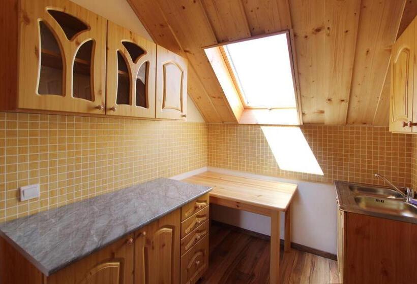 펜션 Gesztenyés Vendégház