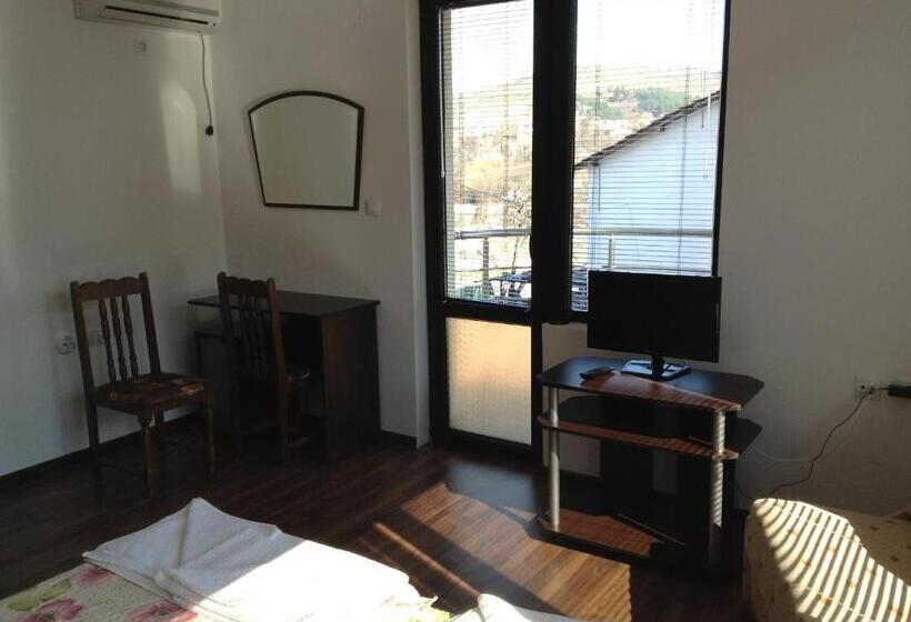 膳宿费 Guest House Luchi