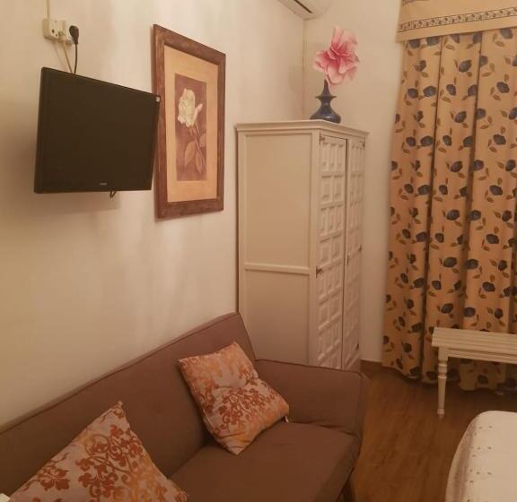 פנסיון Hostal Hispalis