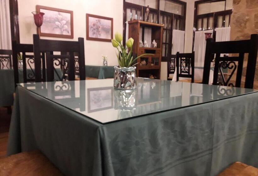 פנסיון Hostal Hispalis