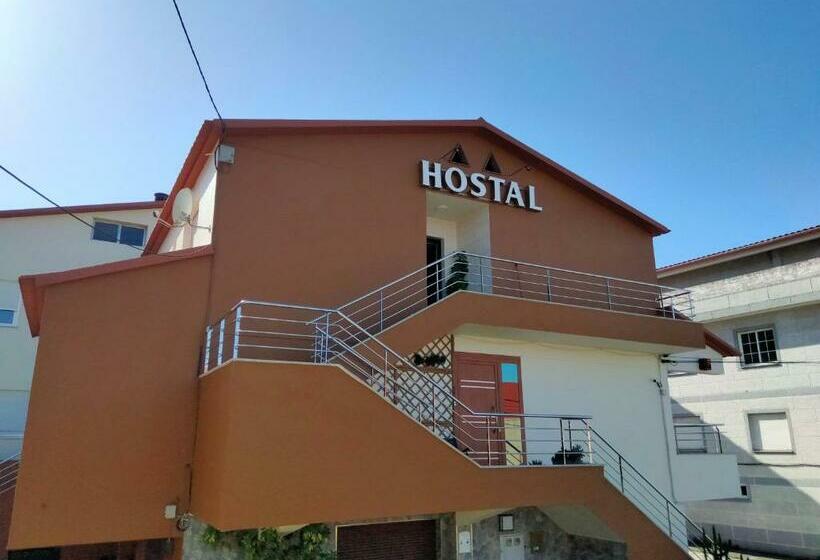 ペンション Hostal Nuevo Alonso
