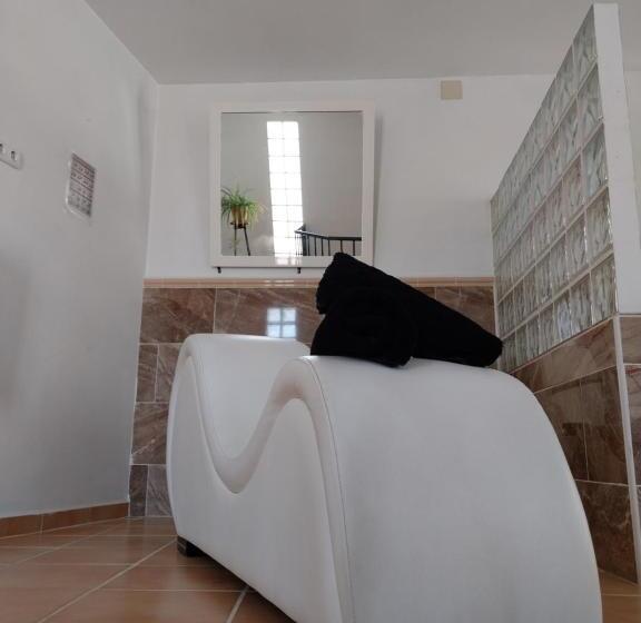 Pensión Isla   Couples Only