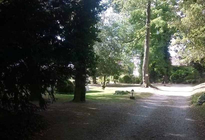 بنسيون Manoir Le Louis Xxi