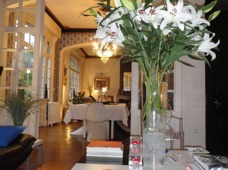 بنسيون Manoir Le Louis Xxi