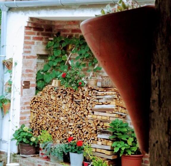 ペンション Míves Vendégház