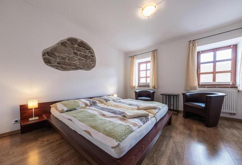 膳宿费 Penzion Mnich