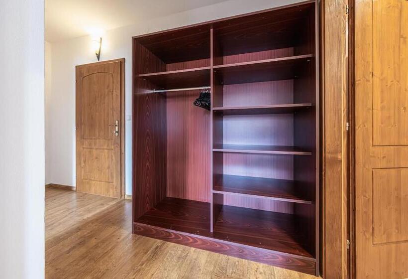 膳宿费 Penzion Mnich