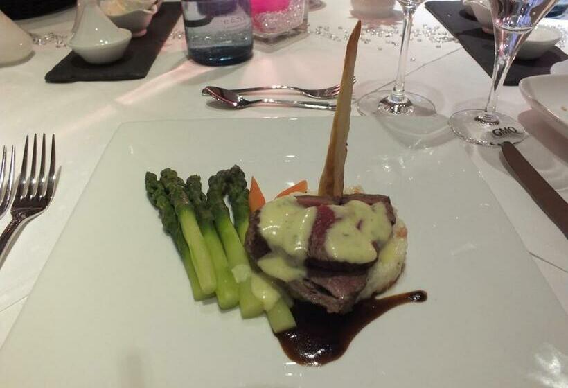 펜션 Rezas Restaurant Gästehaus