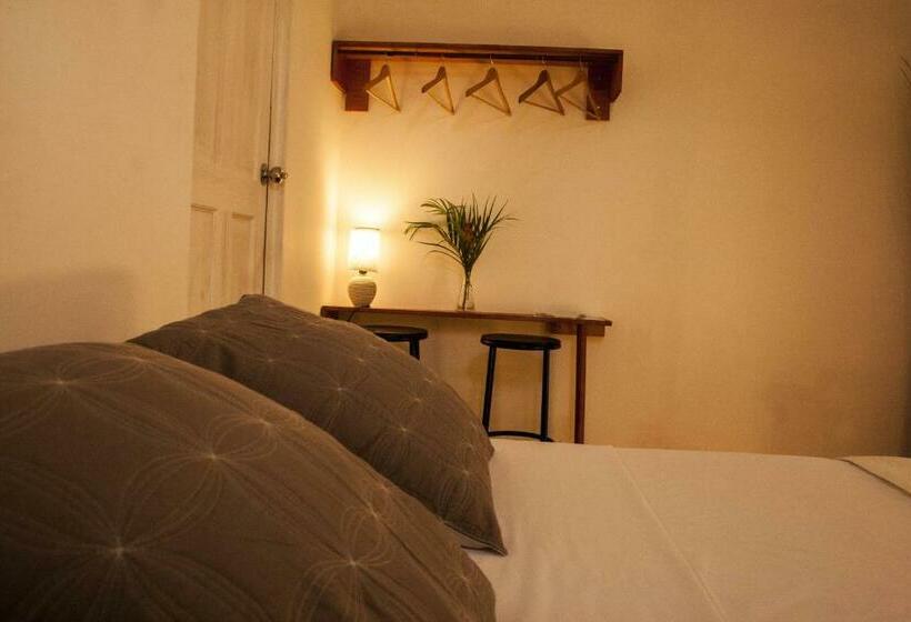 بنسيون Sol Pacifico Lodge