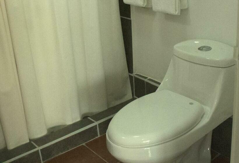 بنسيون Sol Pacifico Lodge