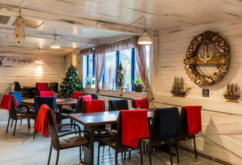 פנסיון U Námořníka Restaurant A Penzion