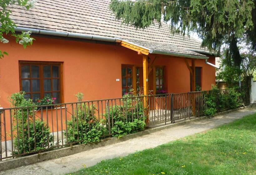 Пансион Vadregény Vendégház