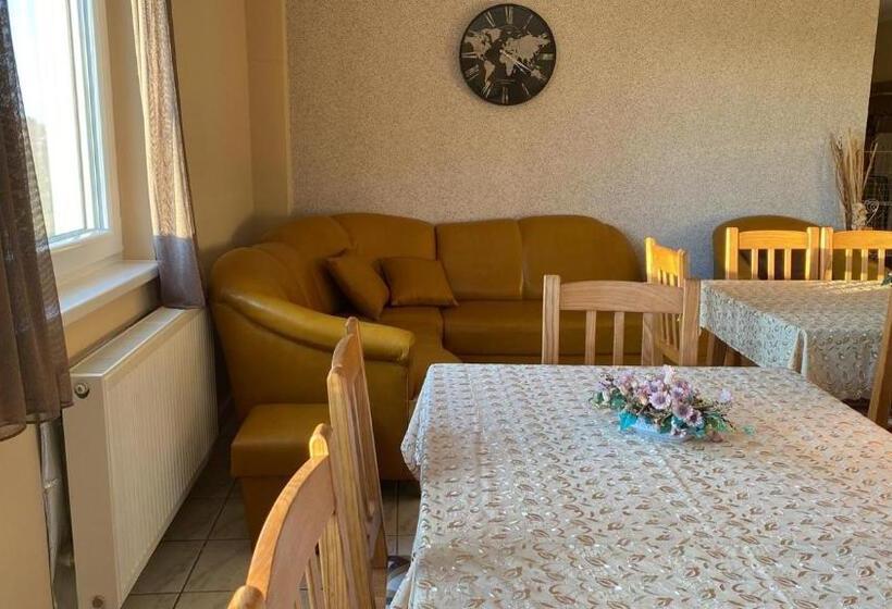 膳宿费 Vadvirág Vendégház