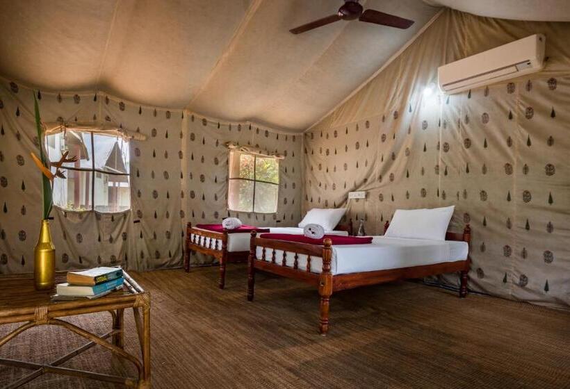 리조트 Amritara Riverside Luxury Tents