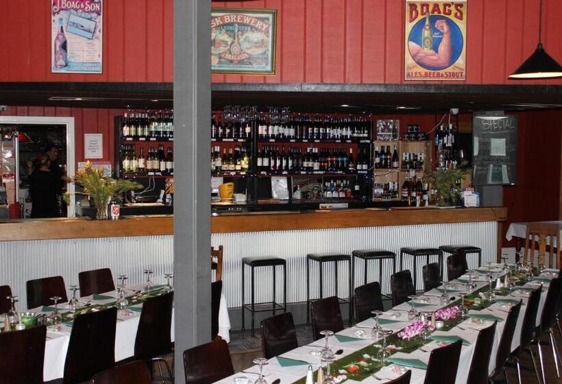 St Marys Hotel And Bistro