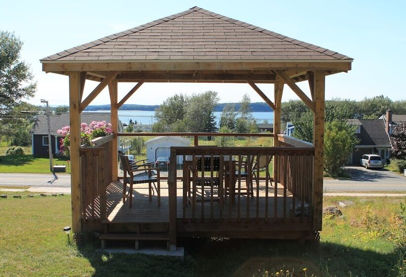 The Fiddle And The Sea Bed And Breakfast