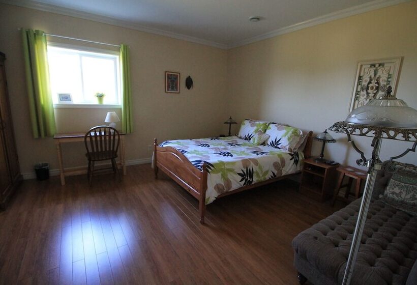 The Fiddle And The Sea Bed And Breakfast