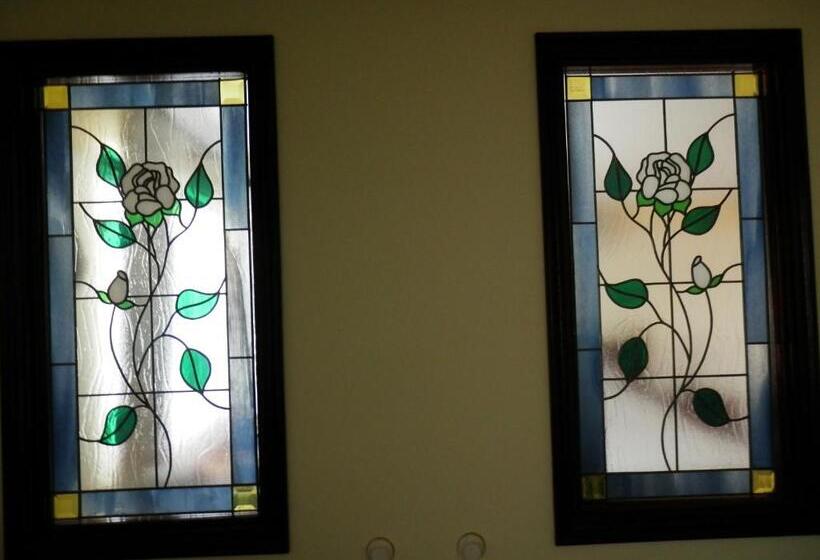 The Hideaway Luxury B&b Retreat