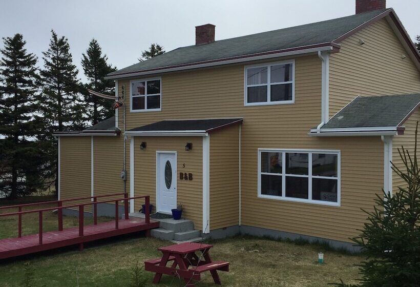 The Meems Elliston B&b