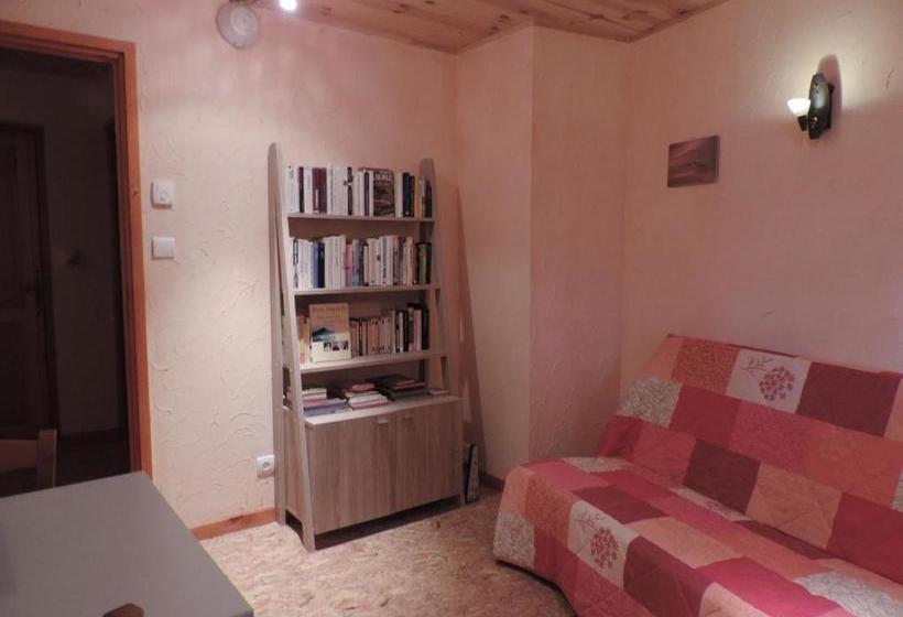 Общежитие Auberge Du Brabant Chez Titof