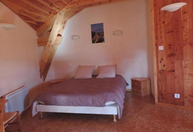 Общежитие Auberge Du Brabant Chez Titof