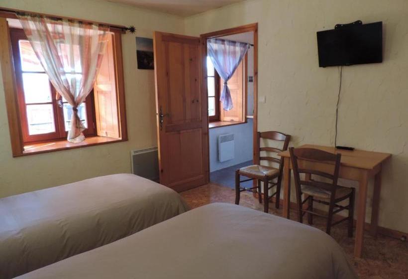 Общежитие Auberge Du Brabant Chez Titof