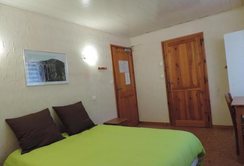 Общежитие Auberge Du Brabant Chez Titof