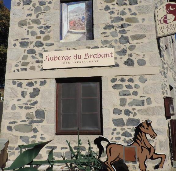 Общежитие Auberge Du Brabant Chez Titof