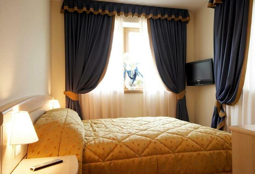 فندق صغير Giorgio E Flora Ristorante E Locanda