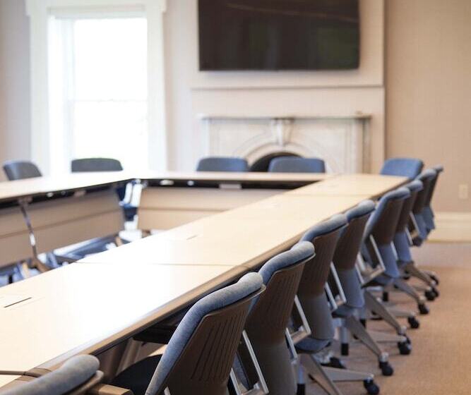 فندق صغير Inns Of Aurora Resort & Spa