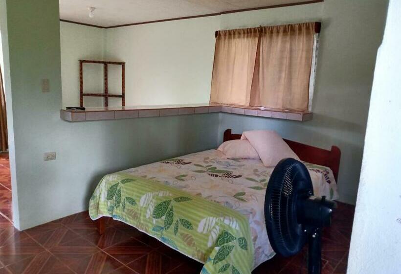 فندق صغير Posada Rural Río Celeste