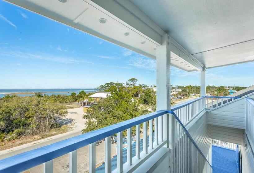 فندق صغير St George Inn