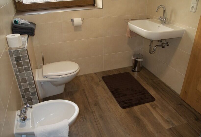 민박 Atelier Reinhart