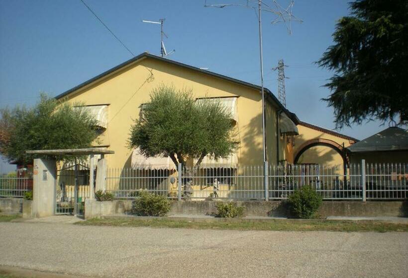 Bed and Breakfast Camere Solidea