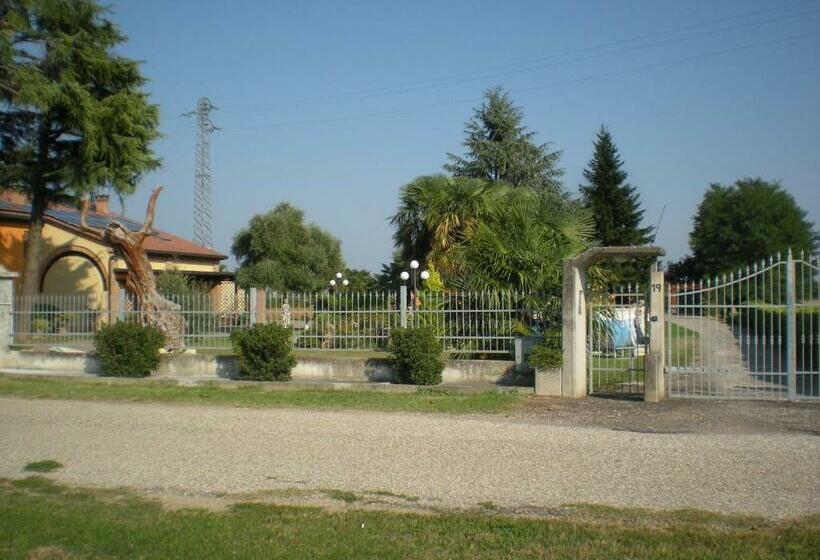 Bed and Breakfast Camere Solidea