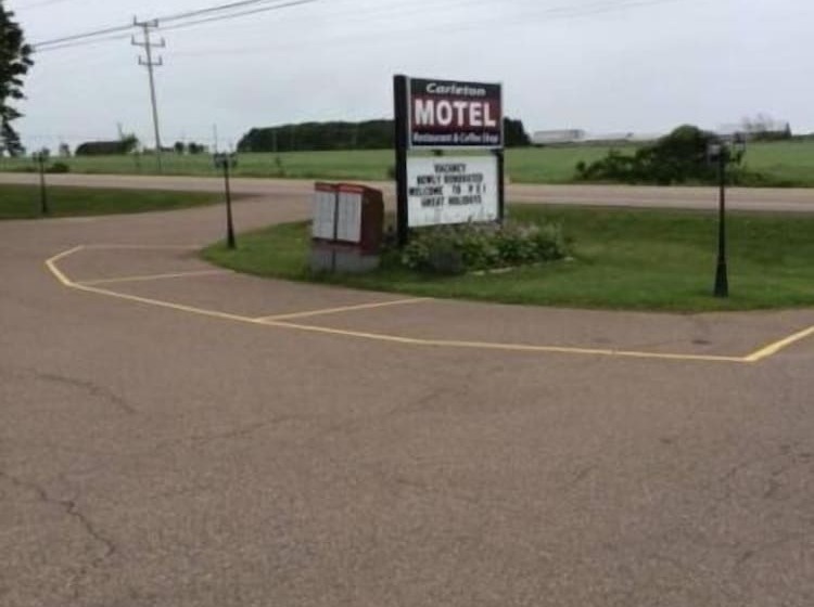 مبيت وإفطار Carleton Motel And Coffee Shop