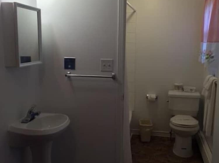 مبيت وإفطار Carleton Motel And Coffee Shop