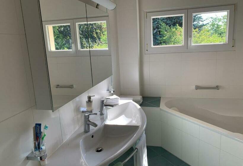 住宿加早餐  Chambre D Hôtes Wellingtonia