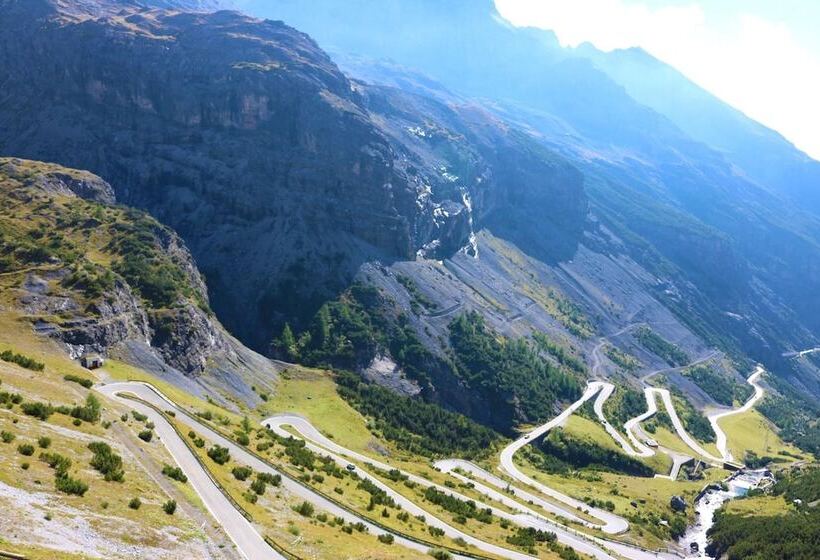 Bed and Breakfast Chasa Randulina