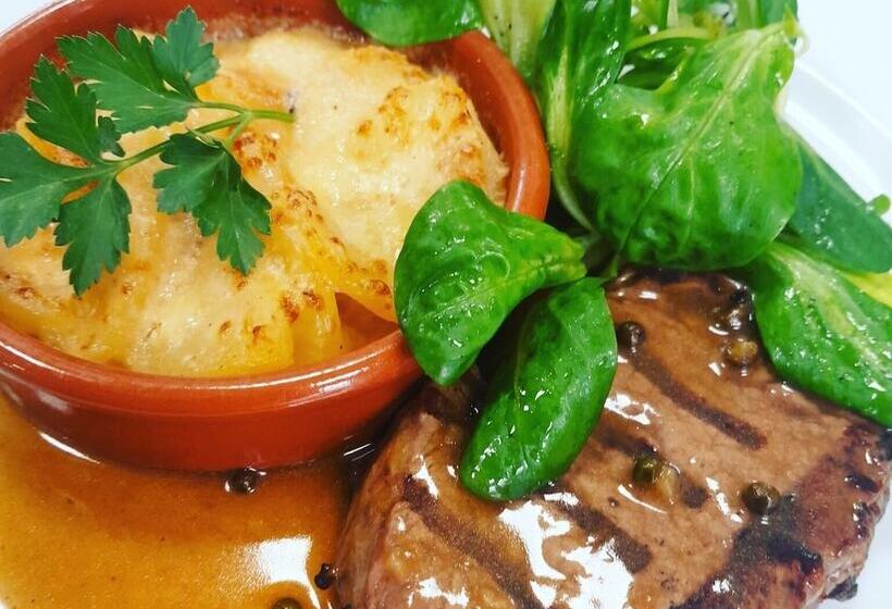 Bed and Breakfast Chateau De Riverie Chambres Et Table D Hôtes